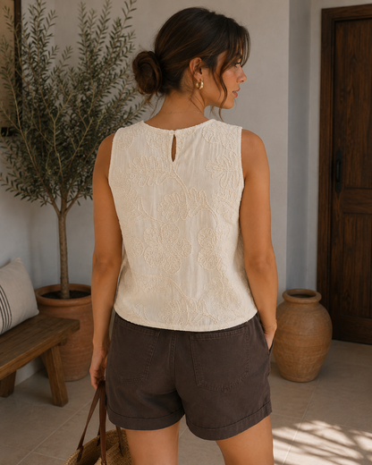 Camiseta de Tirantes Bordada en Relieve