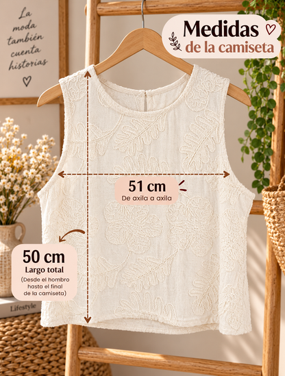 Camiseta de Tirantes Bordada en Relieve